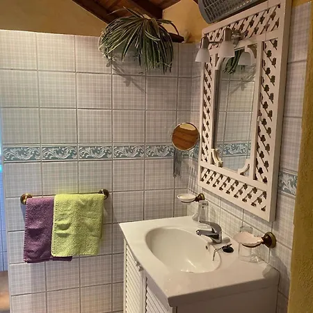 Casa Mit Whirlpool, Sauna Und Garten بيت للعطل *